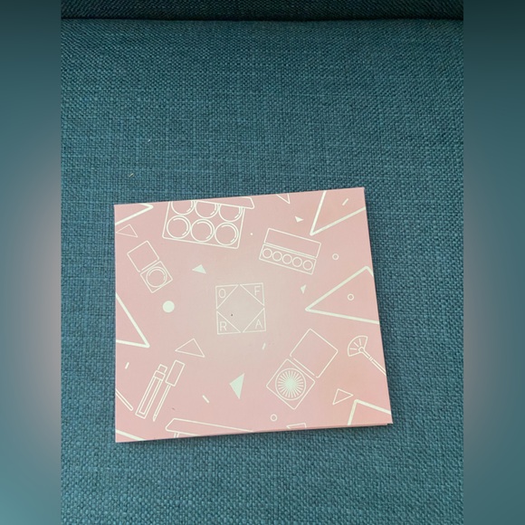 OFRA Mini Mix Face Palette Charm Your Cheeks- 6 Blushes Travel, Made in USA - Picture 4 of 7